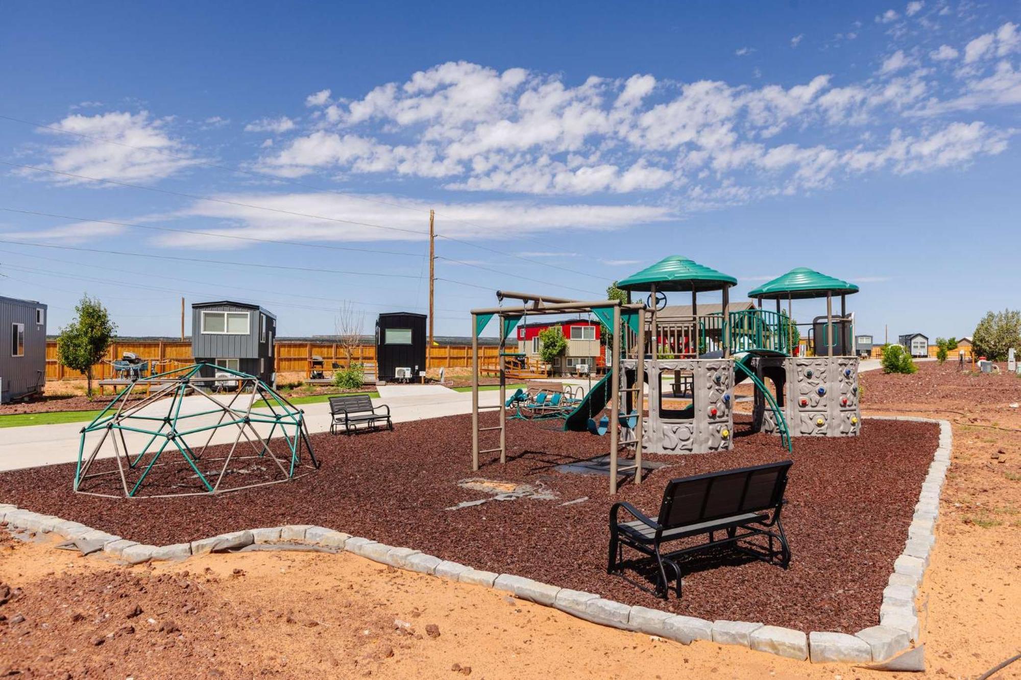 Under The Sea Tiny Home Apple Valley Exterior foto